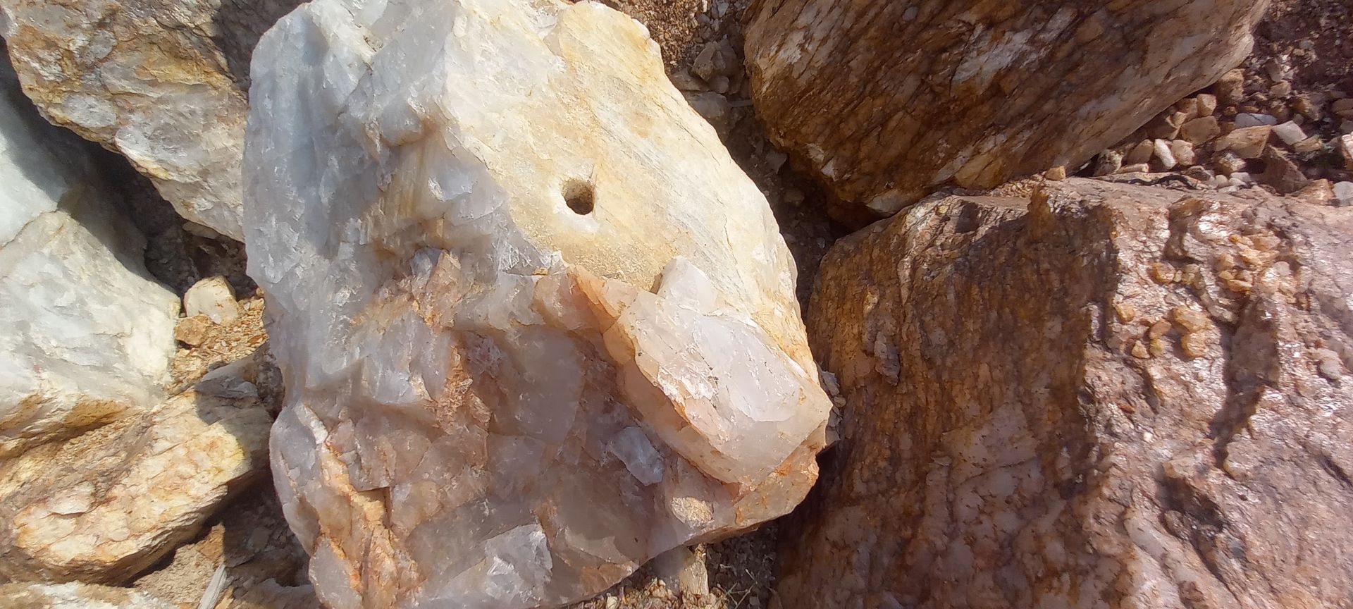 A Grade Quartz Boulders