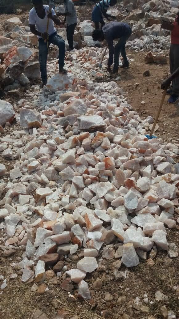 B Grade Quartz