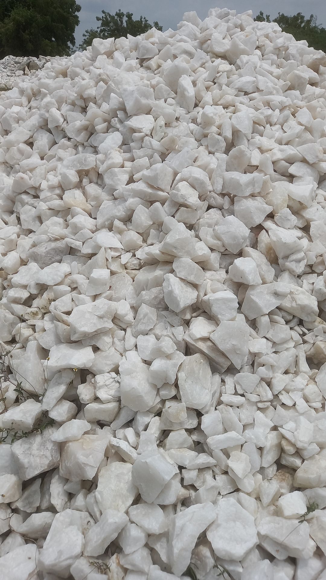 Quartz Granules