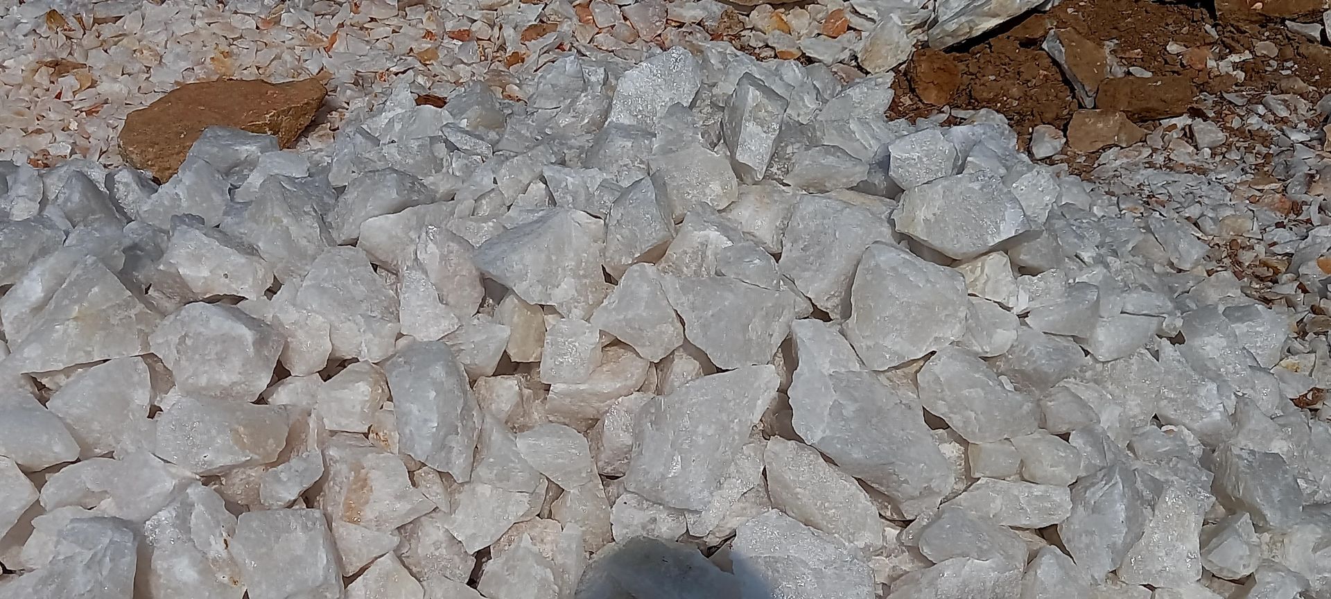 Quartz Granules